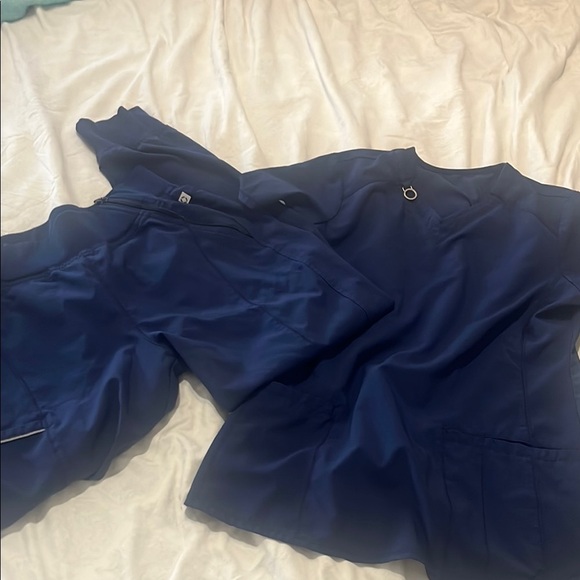 Cherokee Women's Navy Scrub Set - Picture 1 of 8
